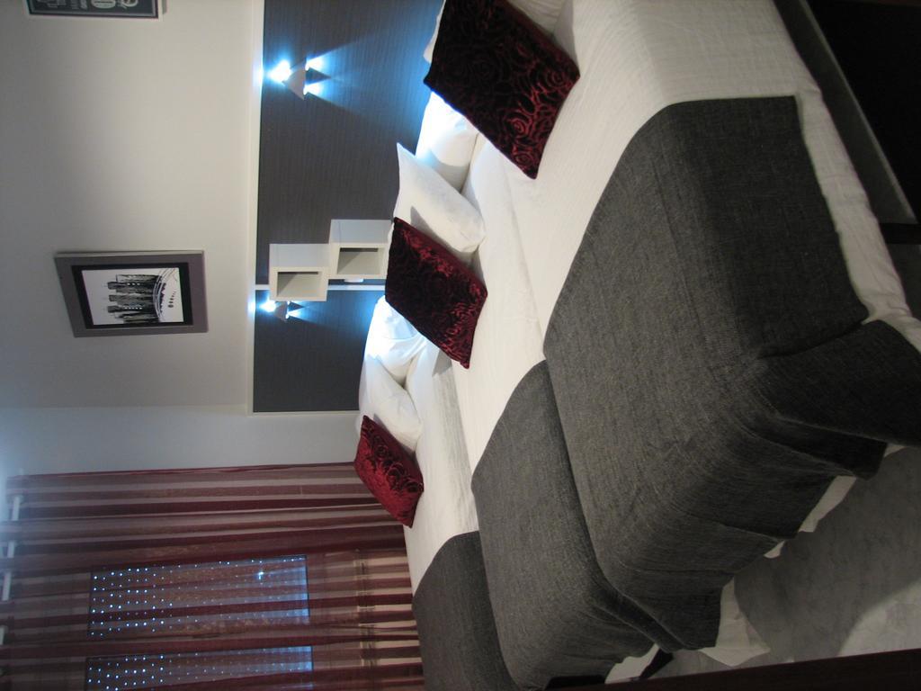 Hostal Meson Do Loyo Portomarin Zimmer foto