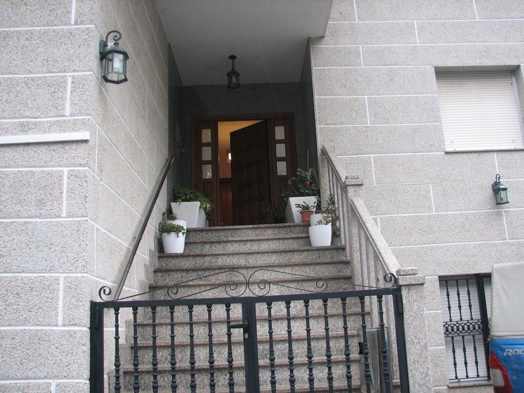 Hostal Meson Do Loyo Portomarin Exterior foto